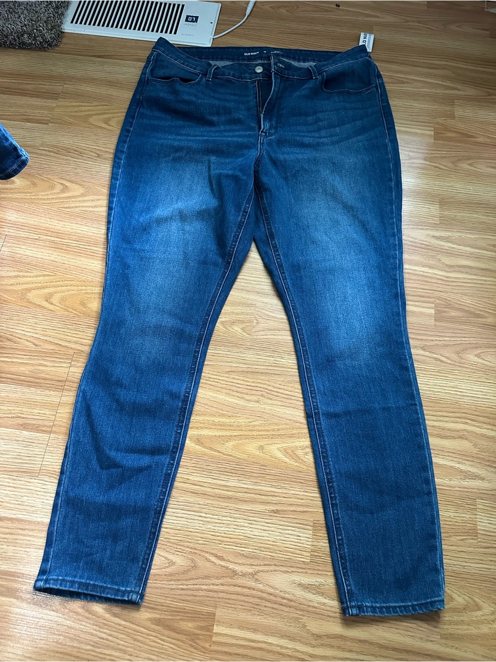 Old Navy Women’s Indigo Stretch Skinny Jeans